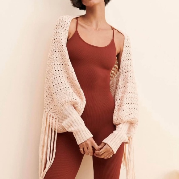 Anthropologie AFRM fringe Cocoon Sweater Xs/s - Picture 9 of 10